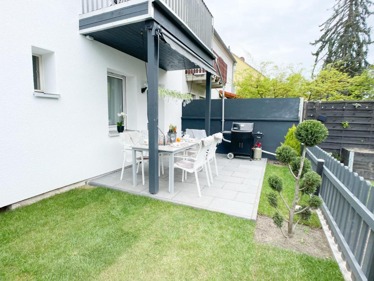 M-Style 01 Apartment Mit Terrasse Und Gasgrill, 24H Self-Check-In, Free Parking, Netflix Nuremberg Exterior photo